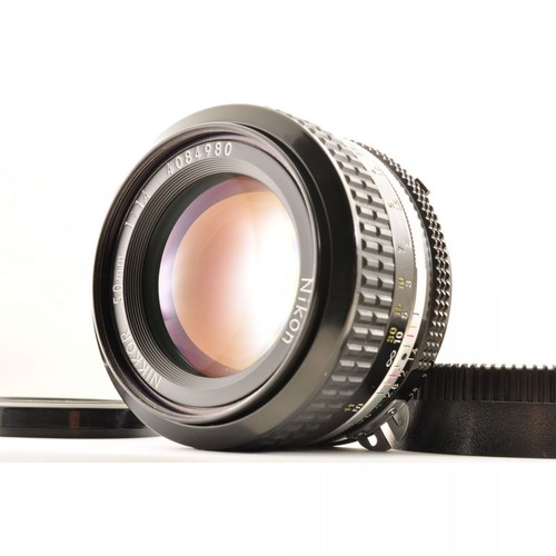 Nikon nikkor 1 - f/1.4, mf