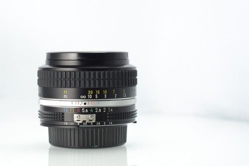 Nikon ais 50mm in - f1,4, mint